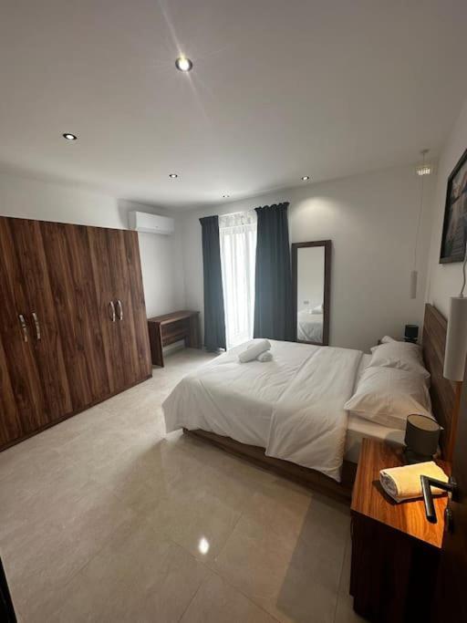 Duplex Penthouse In Gzira Sleeps 6 Lejlighed Eksteriør billede